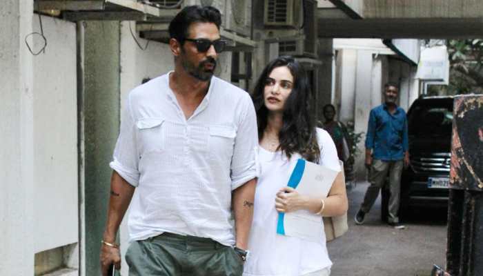 Arjun Rampal, Gabriella Demetriades get cosy in latest photograph