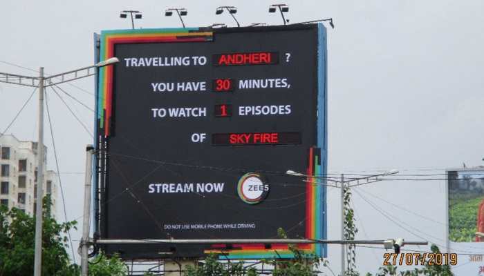 ZEE5 re-imagines OOH; installs real-time billboards for travelers ZEE5 re-imagines OOH; installs real-time billboards for travelers
