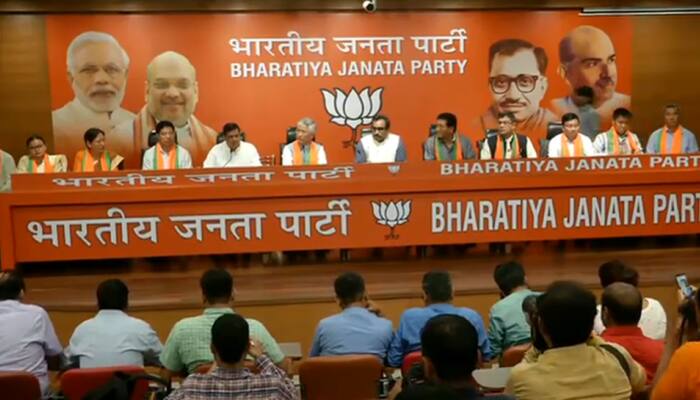 10 MLAs of Sikkim Democratic Front join BJP