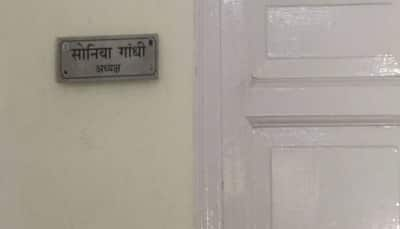 Rahul's poster removed from Congress headquarter, Sonia Gandhi's nameplate installed