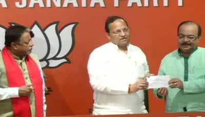 Sovan Chatterjee, TMC MLA and Mamata's close aide, joins BJP
