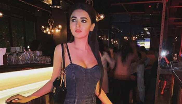 Tejasswi Prakash happy with western makeover in style