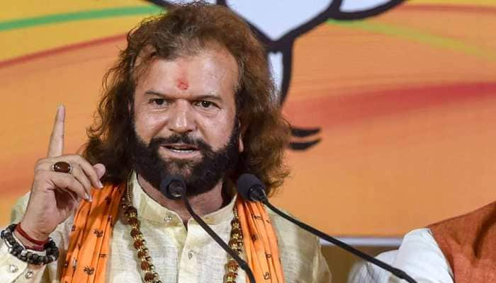 JNU must be renamed after Modi, suggests Hans Raj Hans over Article 370 abrogation