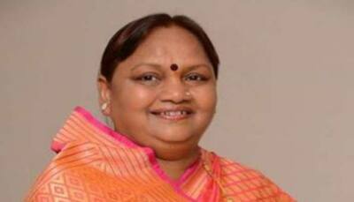 In yet another jolt to Congress, Maharashtra MLA Nirmala Gavit joins Shiv Sena