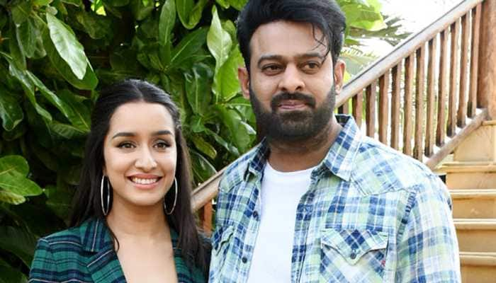 Prabhas-Shraddha Kapoor promote &#039;Saaho&#039; in style - Photos