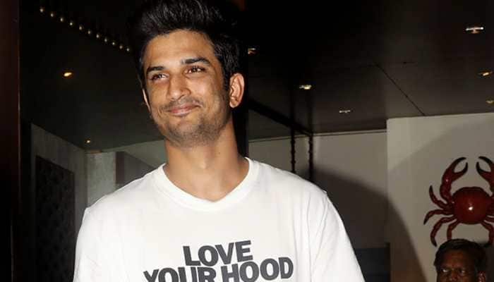 Sushant Singh Rajput gives cricket tips to Tahir Raj Bhasin