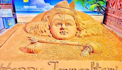 Janmashtami 2019: Sudarsan Pattnaik's sand art on Lord Krishna's birthday is unmissable—See pic