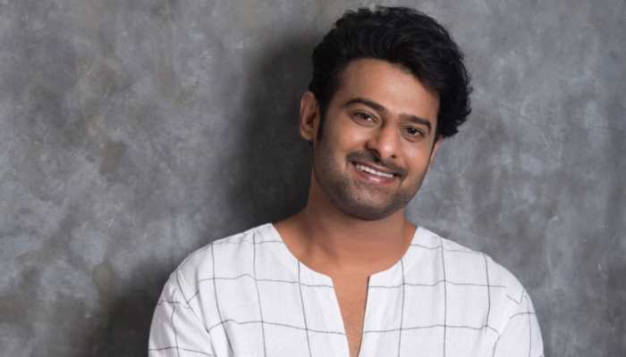 Trending: When &#039;Saaho&#039; star Prabhas danced to &#039;Tip Tip Barsa Paani&#039; with Raveen Tandon