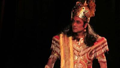 Nitish Bhardwaj returns as Krishna on stage