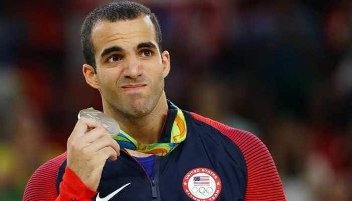 WATCH: Olympian Danell Leyva&#039;s excellent save on ‘American Ninja Warrior’