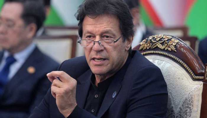 Pakistan Prime Minister Imran Khan to address nation on 'Kashmir issue' on Monday Pakistan Prime Minister Imran Khan to address nation on 'Kashmir issue' on Monday