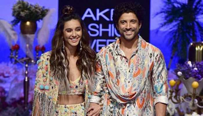 Farhan Akhtar calls ladylove Shibani Dandekar 'sunshine', wishes her love on birthday—See pic