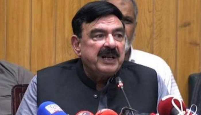 Pakistan Railways Minister Sheikh Rashid predicts war with India in October, November