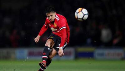 Manchester United's Alexis Sanchez completes loan move to Inter Milan 