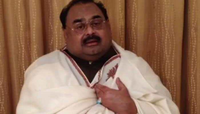 MQM leader Altaf Hussain exposes Pakistan, sings &#039;Sare Jahan se Accha Hindustan Hamara&#039;