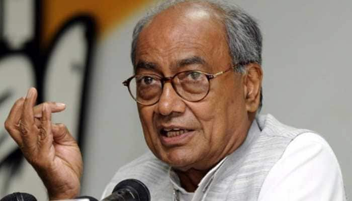 Digvijaya alleges BJP and Bajrang Dal taking money from Pakistan&#039;s ISI, later denies