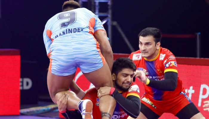 PKL 7: UP Yoddha outfox Bengal Warriors 32-29