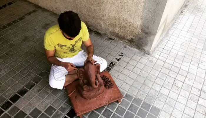 Riteish Deshmukh makes eco-friendly Ganesha using mud clay—Watch