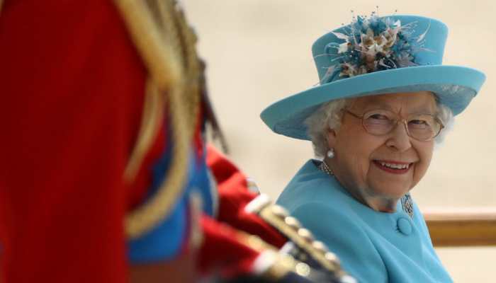When Queen Elizabeth played prank on American tourists