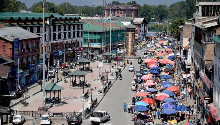 Most telephone exchanges in Kashmir Valley to be functional before tonight: Srinagar DM