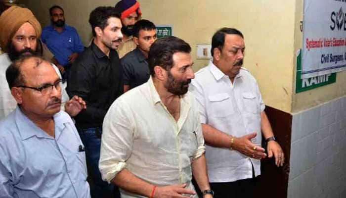 Gurdaspur firecracker factory blast: MP Sunny Deol meets injured at hospital