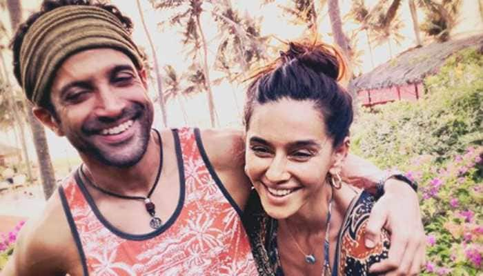 Shibani Dandekar is the one Farhan Akhtar &#039;wants&#039; and he&#039;s all hearts about it!