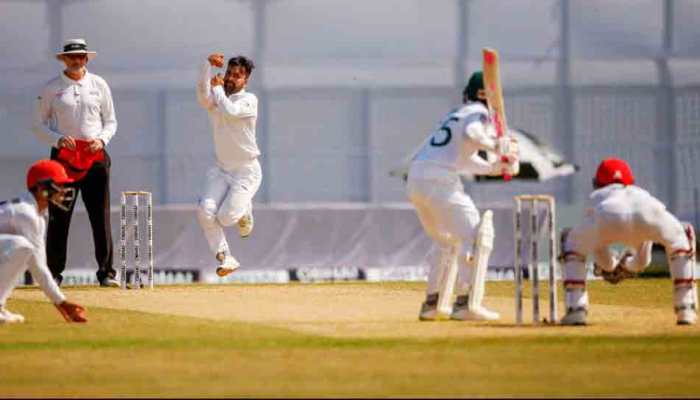 Afghanistan strengthen hold on Bangladesh as lead increases to 374