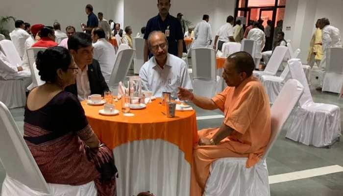 UP CM Yogi Adityanath, cabinet ministers attend &#039;leadership programme&#039; at IIM-Lucknow