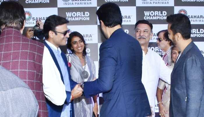 Why Vivek Oberoi-Abhishek Bachchan's warm hug at PV Sindhu's felicitation ceremony calls for attention—Photos