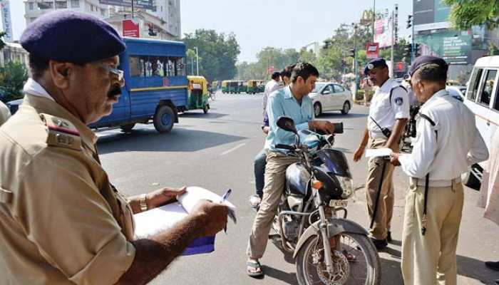 Motorists can show documents on DigiLocker, mParivahan app