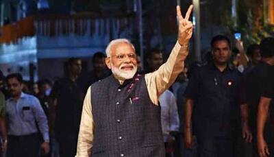 PM Narendra Modi lauds 'Coolie No. 1' team for plastic-free sets