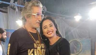 Rani Chatterjee strikes a pose with Shakti Kapoor, pic goes viral