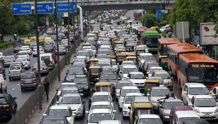 Delhi government faces opposition; plea challenging odd-even scheme filed in NGT