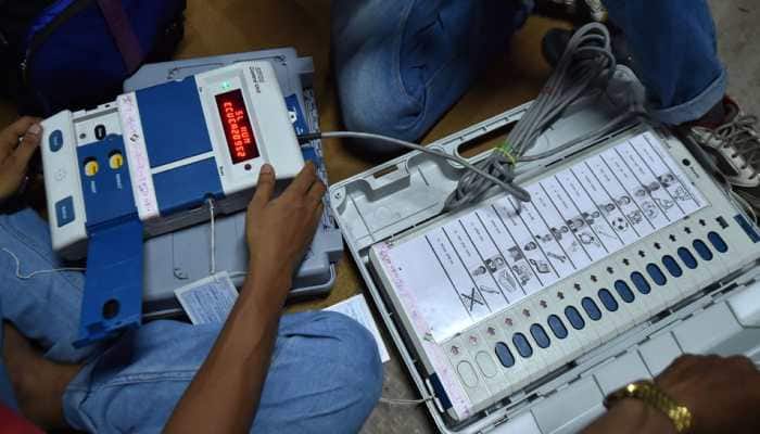 Congress candidate Hardeepak Nishad vs BJP's Yuvraj Singh in Uttar Pradesh's Hamirpur Assembly bye-election
