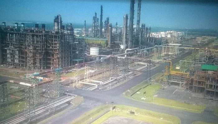 Haldia Petrochemical&#039;s fire: 13 injured, 6 critical; CM monitoring situation 