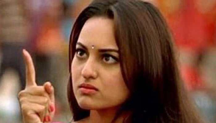 Sonakshi Sinha trolled for not knowing a Ramayana question, actress hits back 
