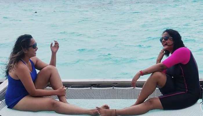 700px x 400px - Rani Chatterjee holidays in Maldives with friend- See pictures | Bhojpuri  News | Zee News
