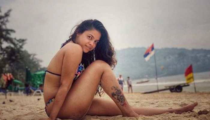 TV actress Sumona Chakravarti trolled for posting pic in a bikini