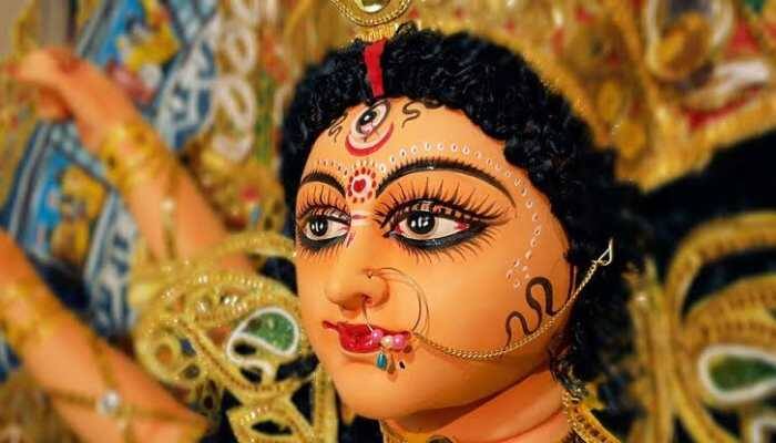 Shubho Mahalaya 2019: Why every Bengali wakes up to Birendra Krishna Bhadra's recital of 'Mahisasur Mardini'