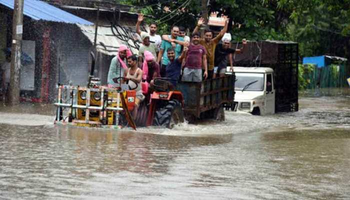 Bihar floods situation grim, Patna worst-hit; death toll reaches 17