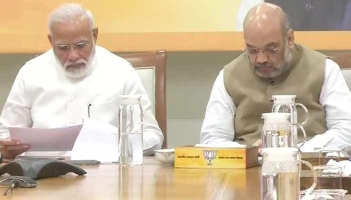 After PM Narendra Modi&#039;s call, glass jars replace plastic water bottles at BJP headquarters