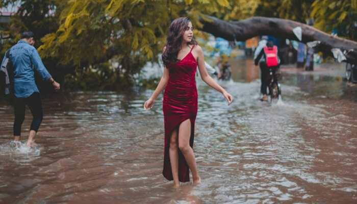 'Mermaid in disaster': Woman's photoshoot on flooded Patna roads goes viral