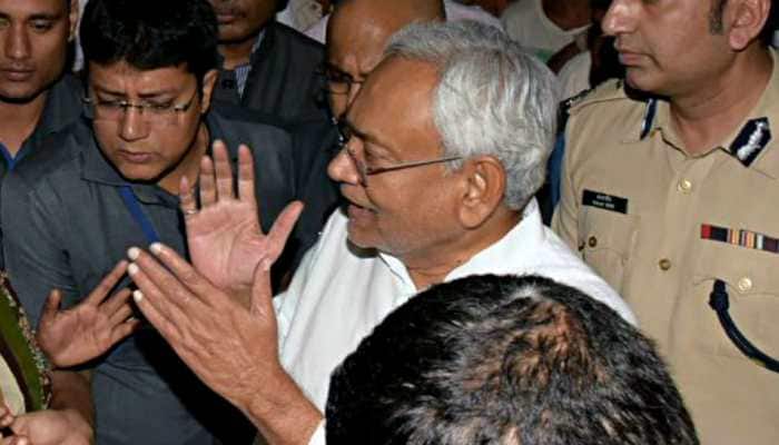 Nitish Kumar loses cool when questioned on Bihar floods, asks &#039;what happened in Mumbai, America?&#039;