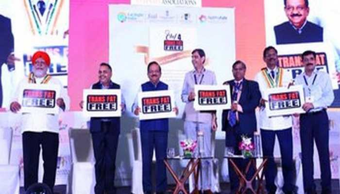 Union Health Minister Harsh Vardhan launches &#039;Trans-Fat Free&#039; logo