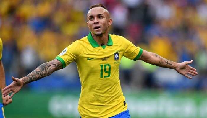 Brazil forward Everton Cebolinha to stay at Gremio till 2023