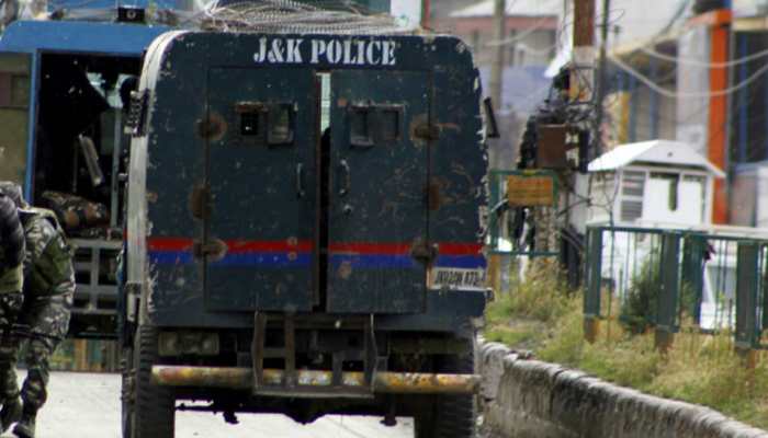 Terrorists hurl grenade at deputy commissioner's office in J&amp;K's Anantnag, 14 injured