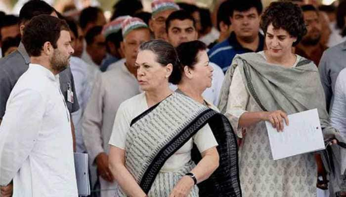 Centre revises security norms, says SPG must cover Gandhis on all foreign trips