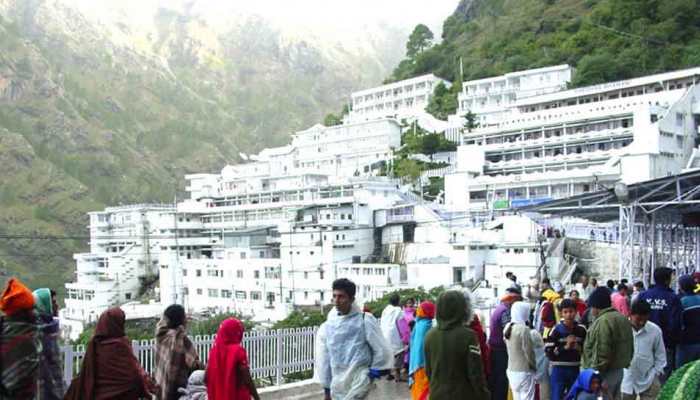 Record 3 lakh devotees visit Vaishno Devi shrine in Navratri