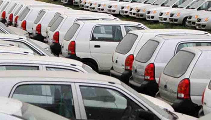 India&#039;s September passenger vehicle sales dive 24% as slowdown persists