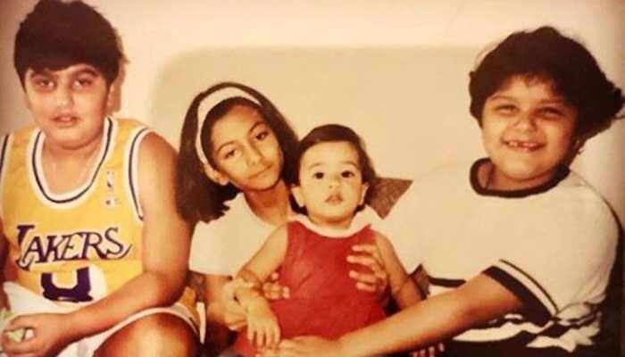 This childhood picture of Arjun Kapoor, Janhvi Kapoor, Anshula and Rhea Kapoor is breaking the internet